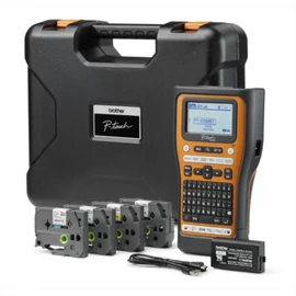 BROTHER Címkéző PT-E560BTSP, QWERTY billentyűzet, TZe szalag: 3,5-24mm, (tölthető akku, hordtáska, TZE szalag készlet)