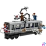 Kép 7/7 - LEGO® | Marvel Pókember és Doc Ock csatája a metrókocsiban, építőjáték 76321