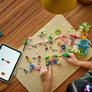 Kép 4/7 - LEGO® Friends Születésnapi cicazsúr és lombház cicáknak, játék építőkészlet 42666