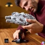Kép 7/7 - LEGO® Star Wars™ Millennium Falcon™ szett 75375