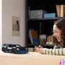 Kép 4/6 - LEGO® Technic Porsche GT4 e-Performance versenyautó játék 42176