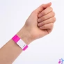 Kép 5/5 - Karszalag, szakadásbiztos, 265x19 mm, AVERY ZWECKFORM "Tyvek", rózsaszín
