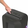 Kép 3/4 - Iratmegsemmisítő, konfetti, 11 lap, FELLOWES "Powershred® LX85"