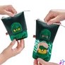Kép 2/2 - Tolltartó, cipzáras, pop-up, LEGO "Ninjago Lloyd", fekete-zöld-mintás
